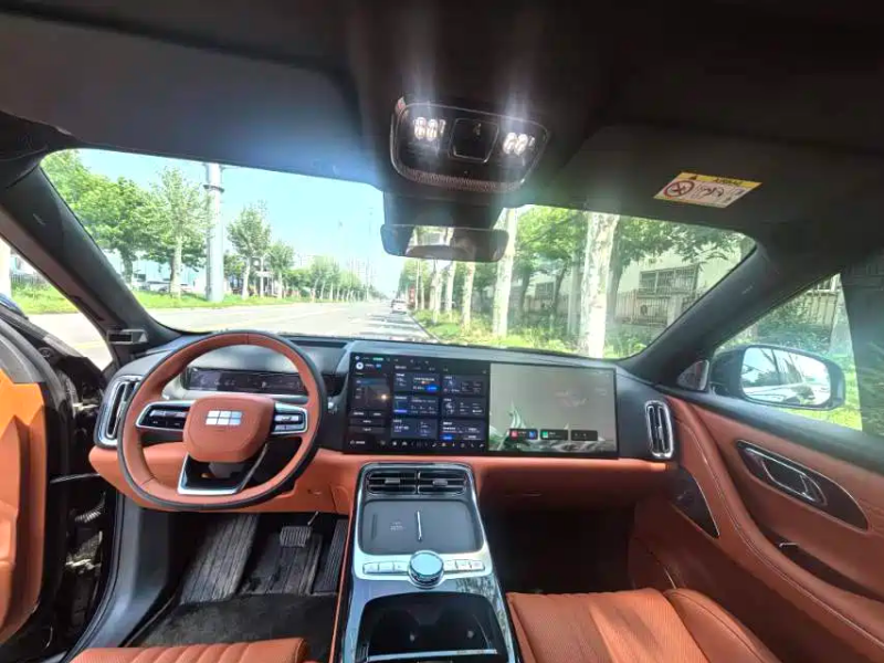 Geely Geely Galaxy M9 2025 230km 2WD Exploration Edition