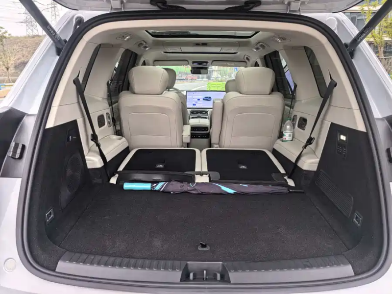 Geely Geely Galaxy M9 2025 Edition 210km Four-Wheel Drive Pilot Version