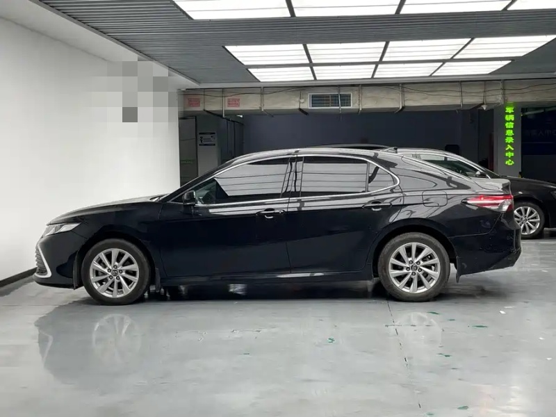 Toyota Toyota Camry 2023 2.0GVP Leading Edition