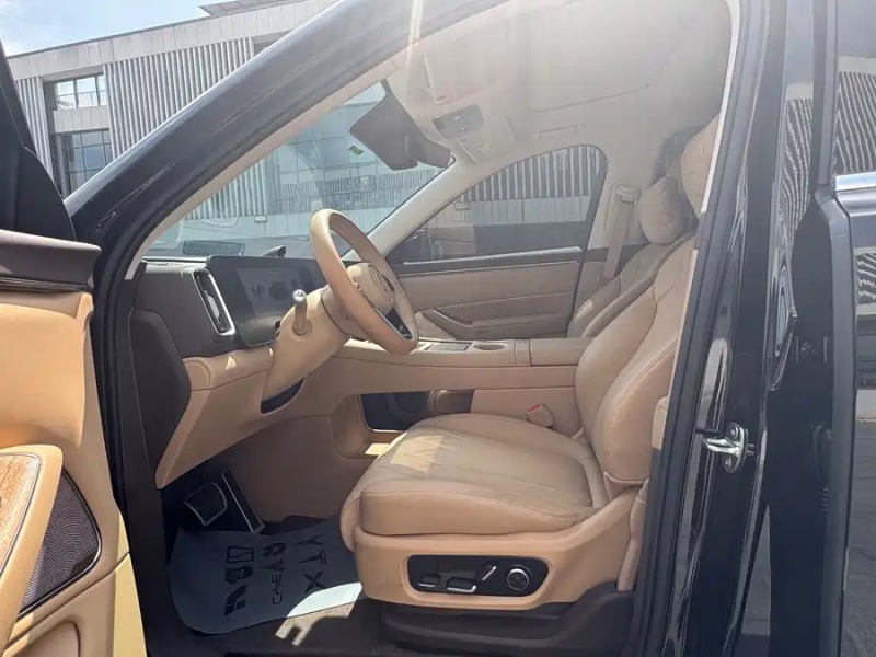 AITO M8 2025 EREV Max Edition 37kWh 5 plazas