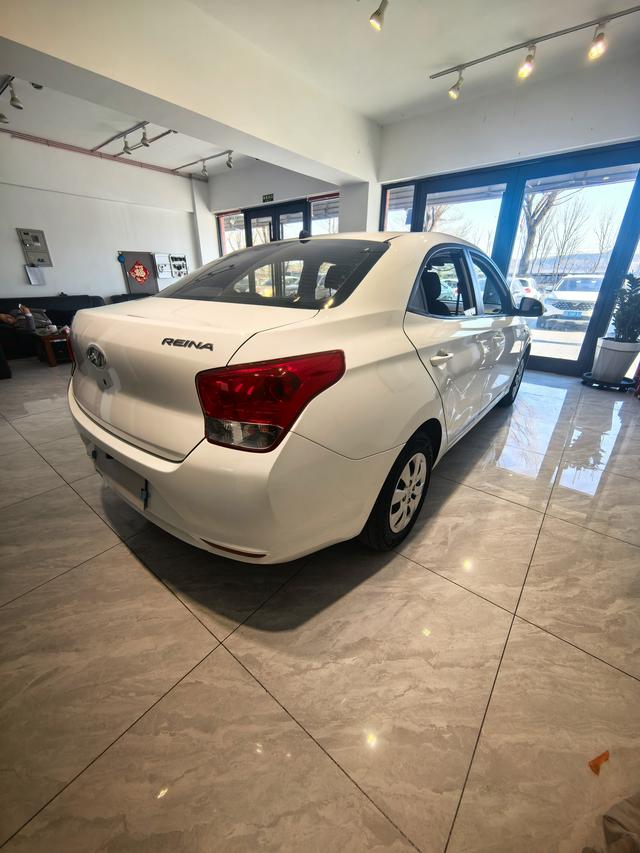 Hyundai Hyundai Reina 2017 1.4L Manual GL edition