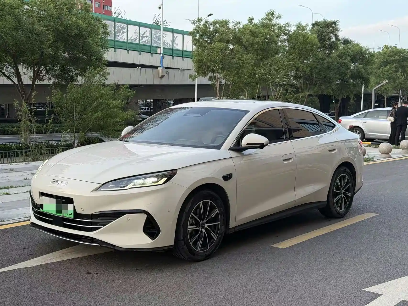Seal 06 2025 DM-i Intelligent Driving Edition 120KM Premium Model for China used car export to Iraq