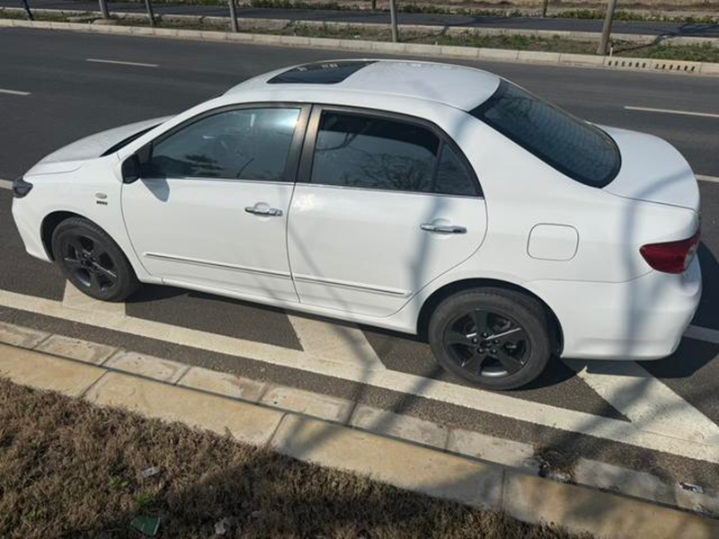 Toyota 2013 Toyota Corolla Special Edition 1.8L CVT GL-i