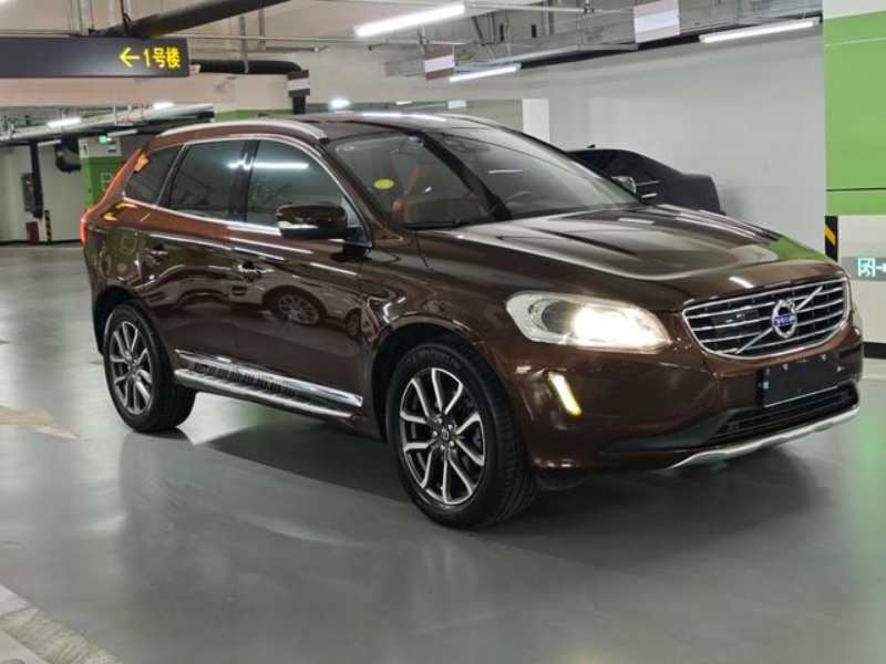 Volvo 2015 Volvo XC60 T5 AWD Smart Edition 107800km