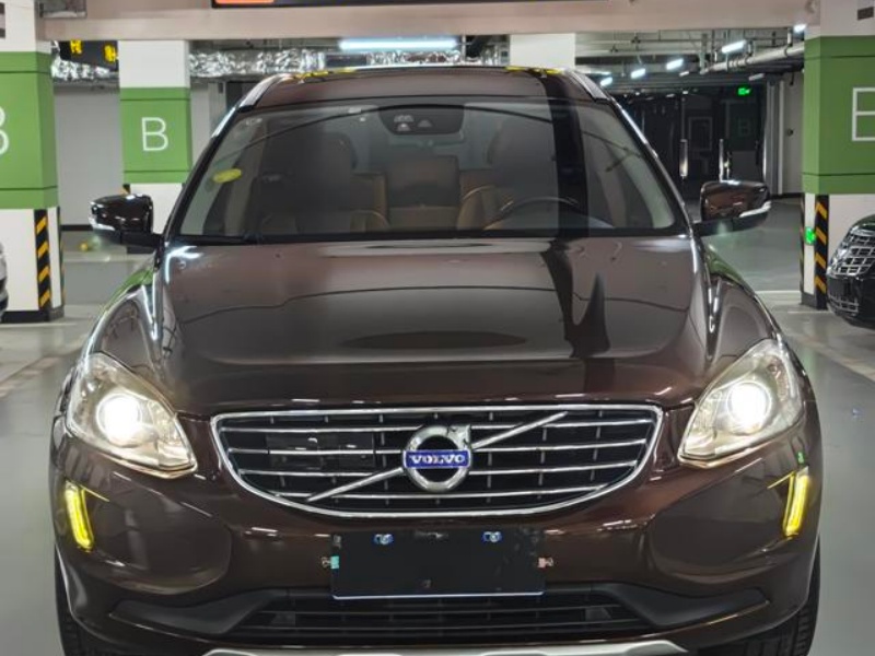 Volvo 2015 Volvo XC60 T5 AWD Smart Edition 107800km