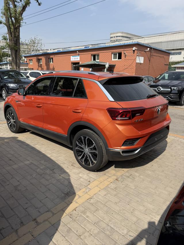 Volkswagen 2018 Volkswagen T-Roc 280TSI DSG 2WD Comfort Model (China VI Emission Standard) 21,000 km
