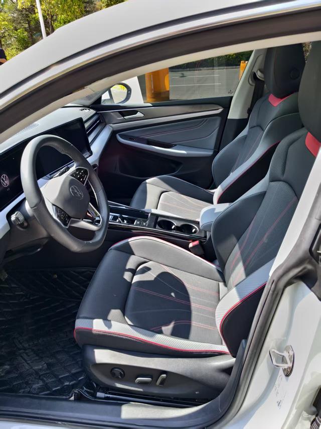 Volkswagen Volkswagen Lamando 2024 Lamando L 280TSI DSG Hot Edition