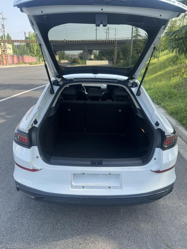 Volkswagen Volkswagen Lamando L 2024 200TSI DSG Spicy Edition