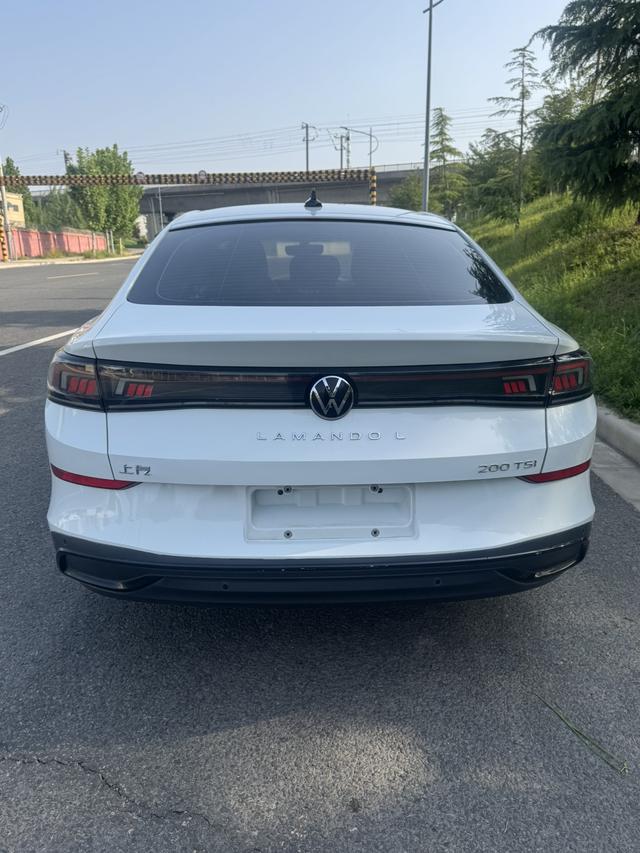 Volkswagen Volkswagen Lamando L 2024 200TSI DSG Spicy Edition