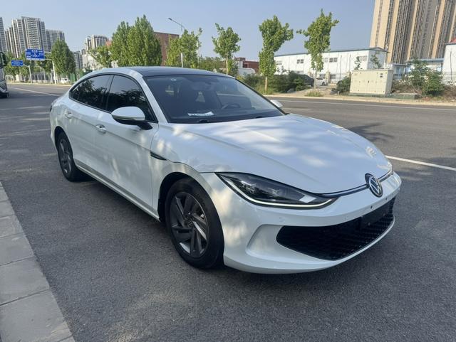 Volkswagen Lamando L 2024 200TSI DSG Spicy Edition