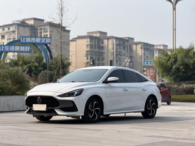MG MG5 2023 180DVVT Manual Youth Trend Edition