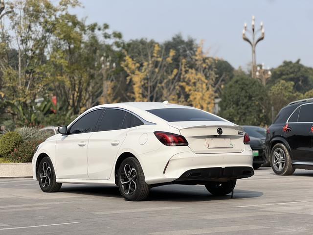 MG MG5 2023 180DVVT Manual Youth Trend Edition