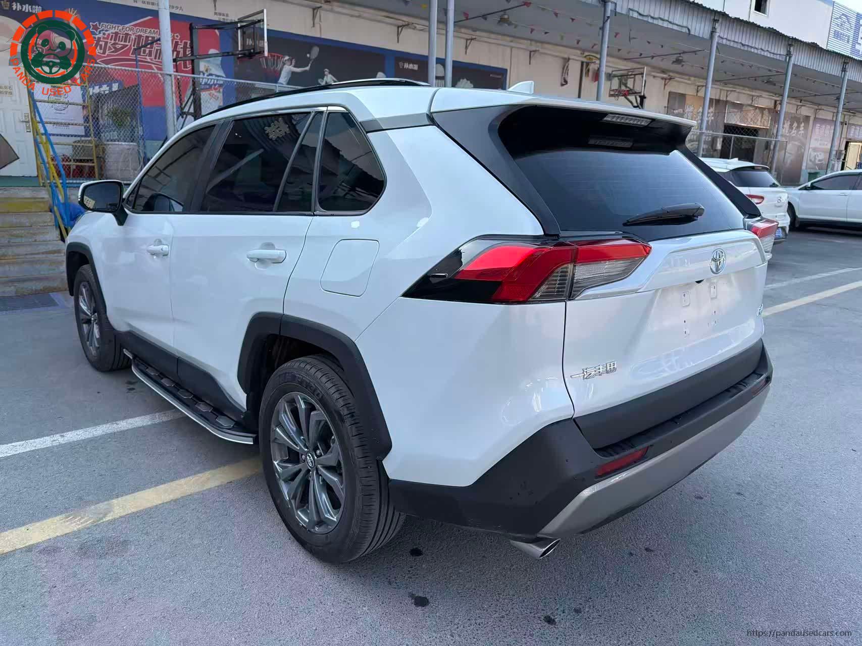 Toyota Toyota RAV4 2023 2.0L CVT Two-Wheel Drive Fashion Plus Edition