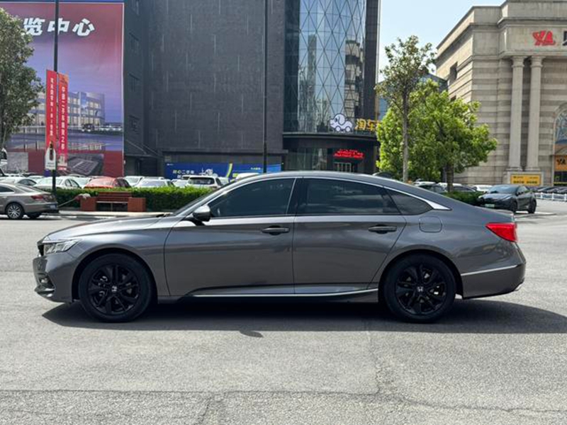 Honda Accord 2021 Model 260TURBO Luxury · Starry Sky Limited Edition
