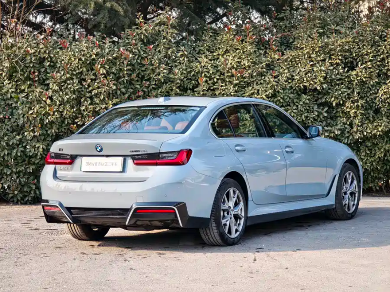 BMW BMW i3 2025 eDrive 35 L