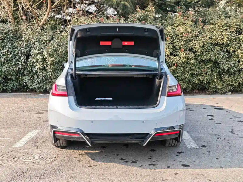 BMW BMW i3 2025 eDrive 35 L