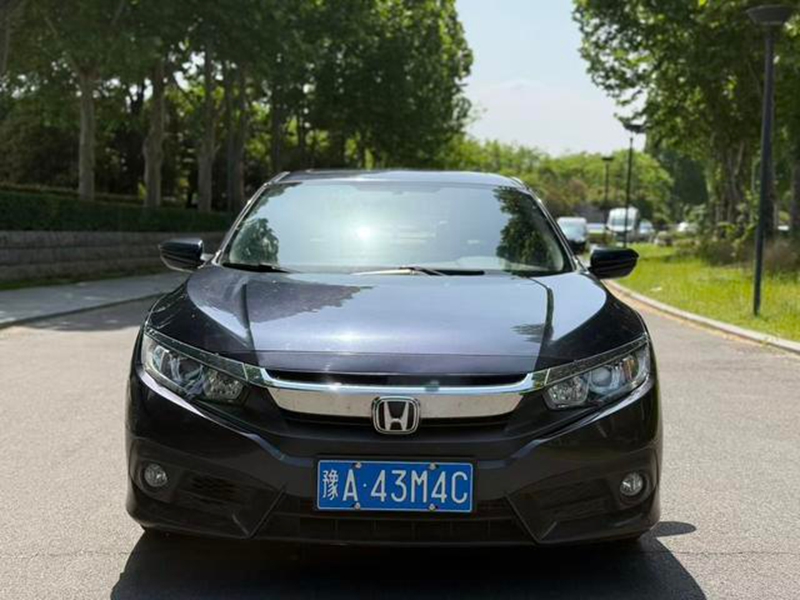 Honda Civic 2016 Model 220TURBO CVT Luxury Edition