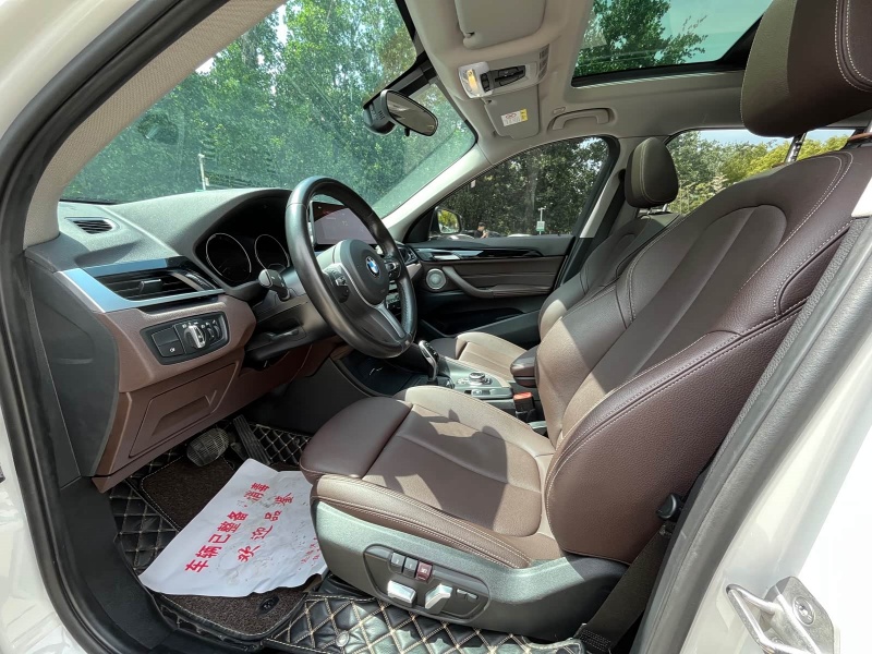 BMW BMW X1 2021 sDrive25Li Leading Model