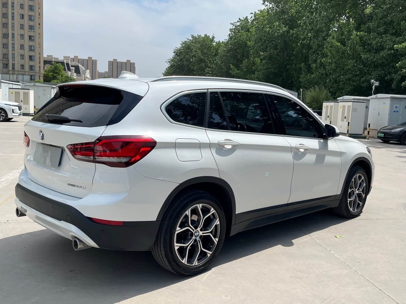 BMW BMW X1 2021 sDrive25Li Leading Model