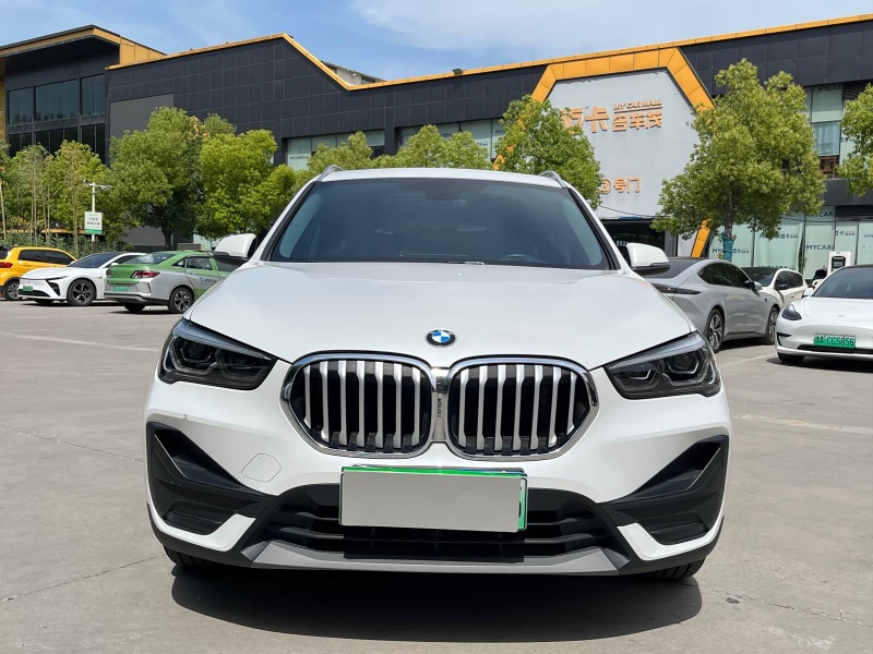 BMW BMW X1 2021 sDrive25Li Leading Model