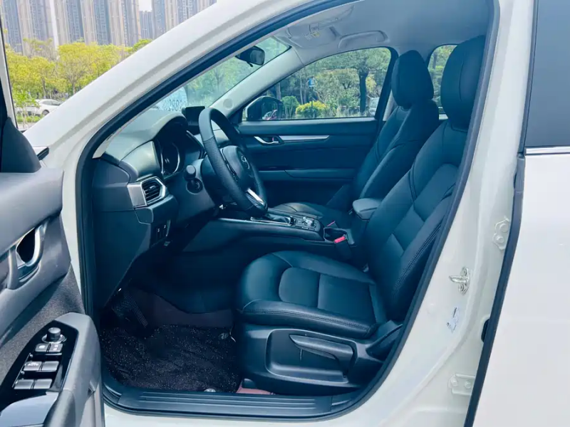 Mazda Mazda CX-5 2025 2.0L Automatic Two-Wheel Drive Comfort Edition