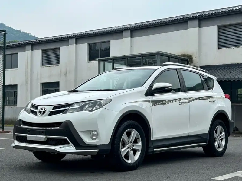 Toyota RAV4 2015 2.0L CVT Two-Wheel Drive Fashion Edition