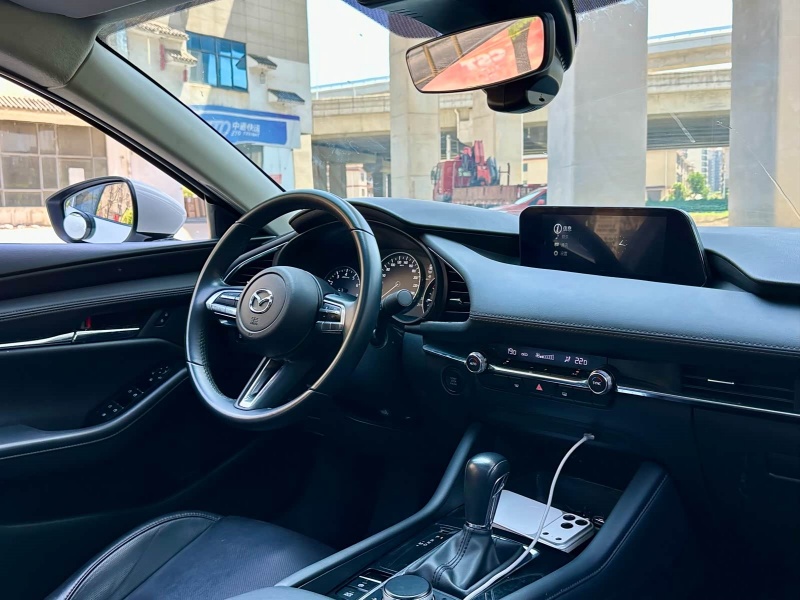 Changan Mazda3 Axela 2023 2.0L Automatic Premium Edition