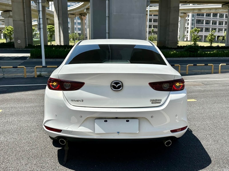 Changan Mazda3 Axela 2023 2.0L Automatic Premium Edition