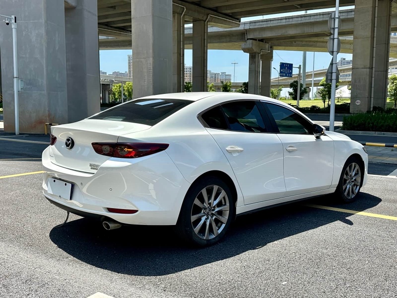 Changan Mazda3 Axela 2023 2.0L Automatic Premium Edition