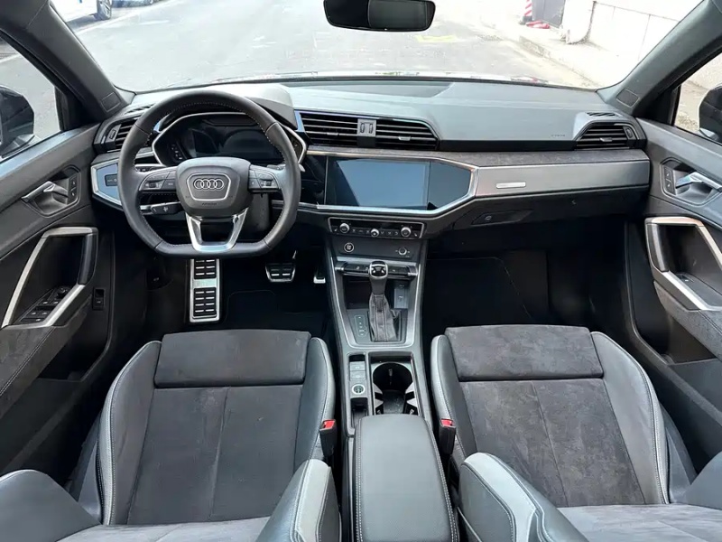 Audi Audi Q3 2023 35 TFSI Fashion Dynamic 1.4T