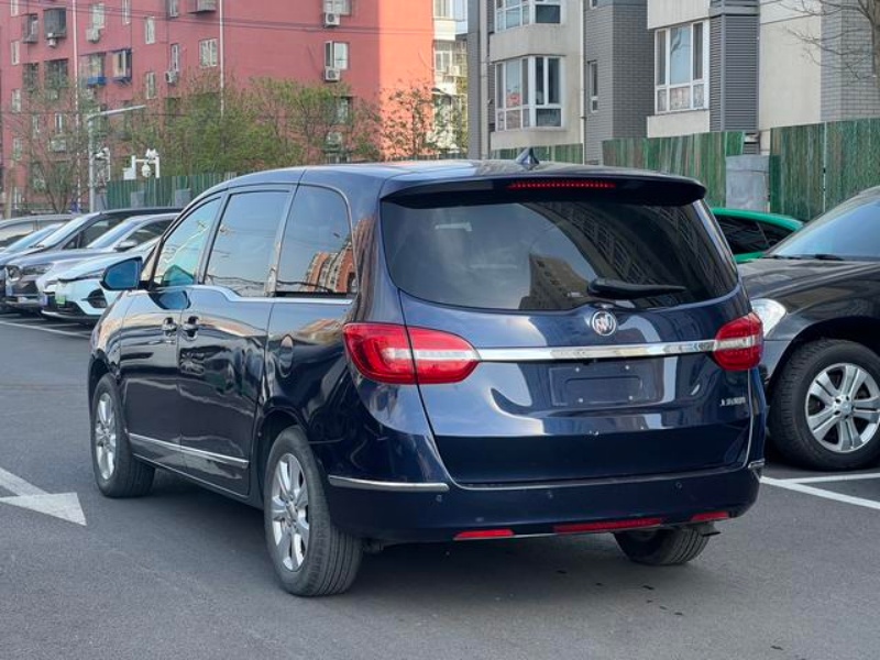 Buick Buick GL8 2014 3.0L XT Luxury Business Flagship Edition, 188,000 km