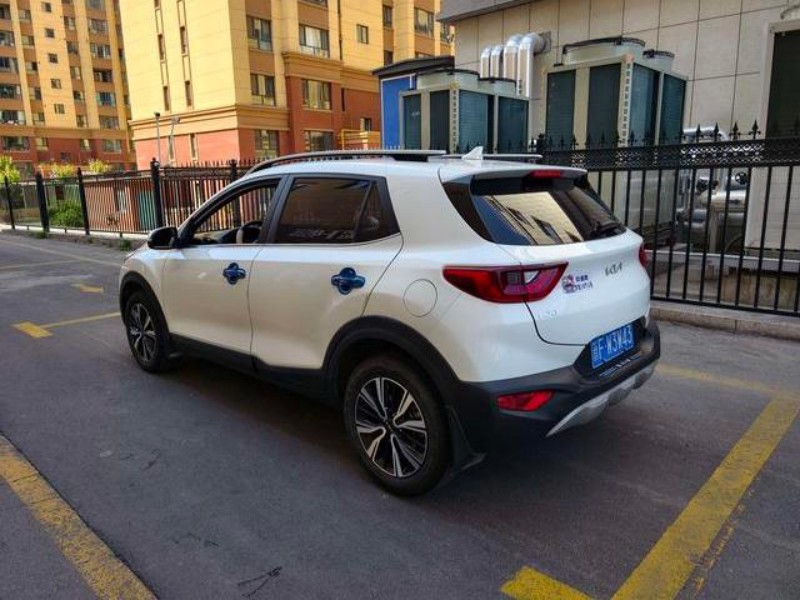 Kia Kia Stonic 2021 Revised 1.4L CVT Fun Edition