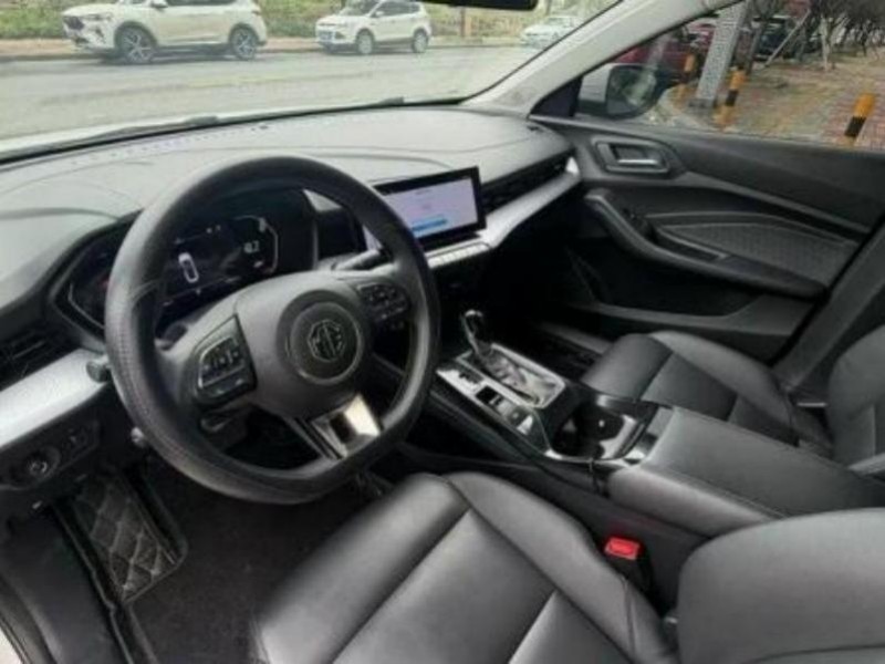 MG MG5 2023 180DVVT CVT Luxury edition
