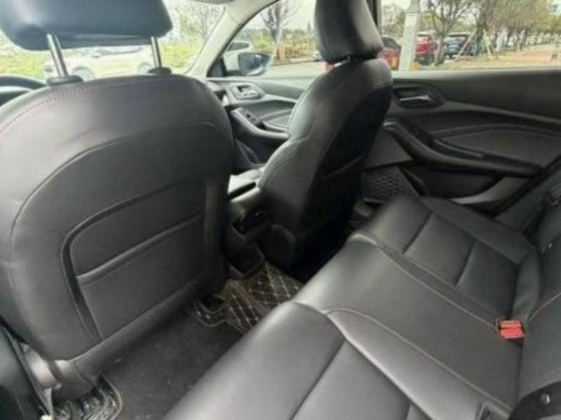 MG MG5 2023 180DVVT CVT Luxury edition