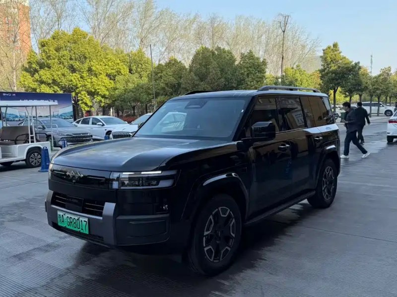 Titan 7 2025 200KM Two-Wheel Drive Max Edition