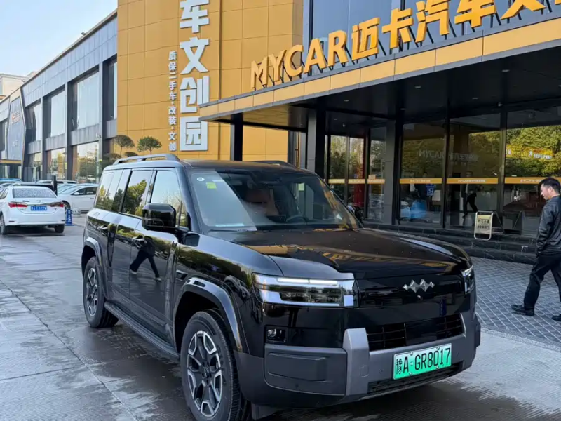 Leopard Titan 7 2025 200KM Two-Wheel Drive Max Edition