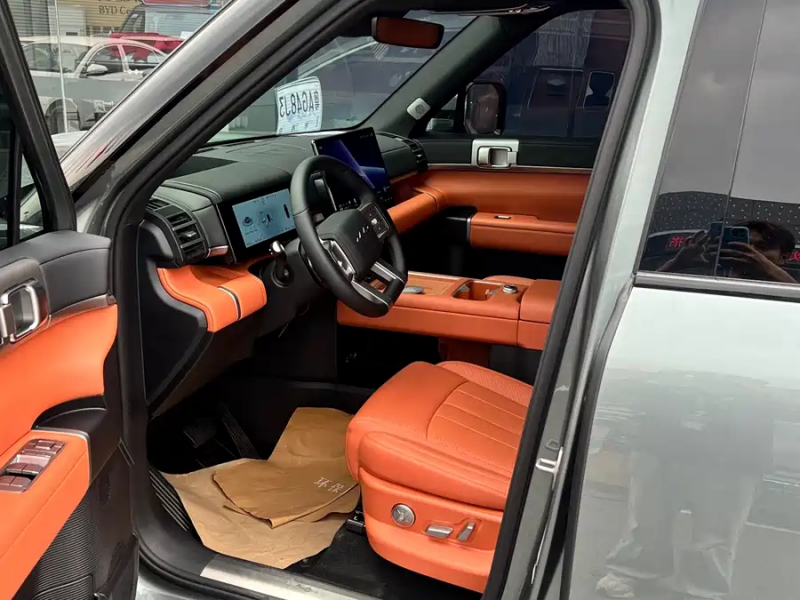 Leopard Titan 7 2025 200KM Two-Wheel Drive Max Edition