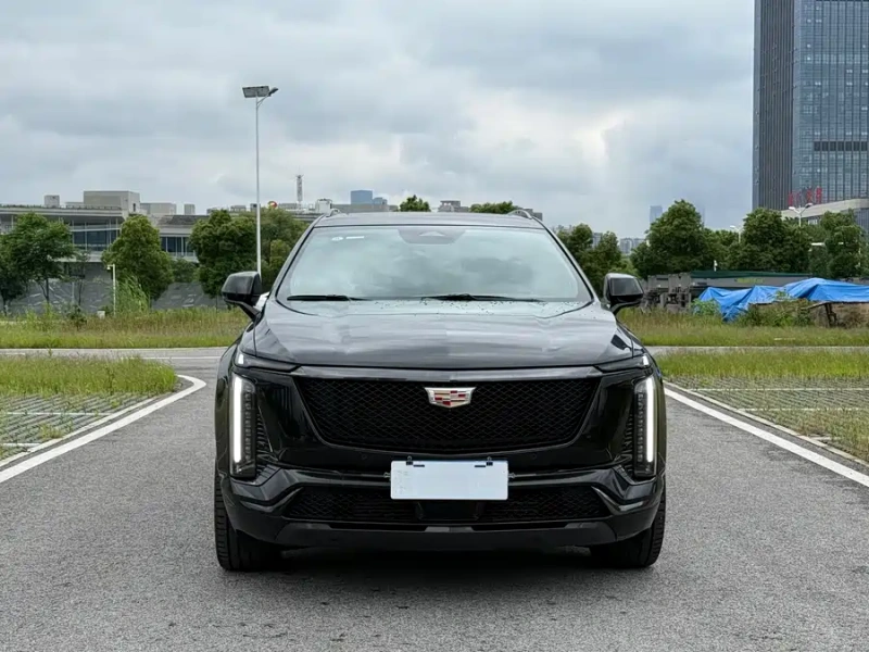 Cadillac Cadillac XT5 2025 2.0T Platinum Edition