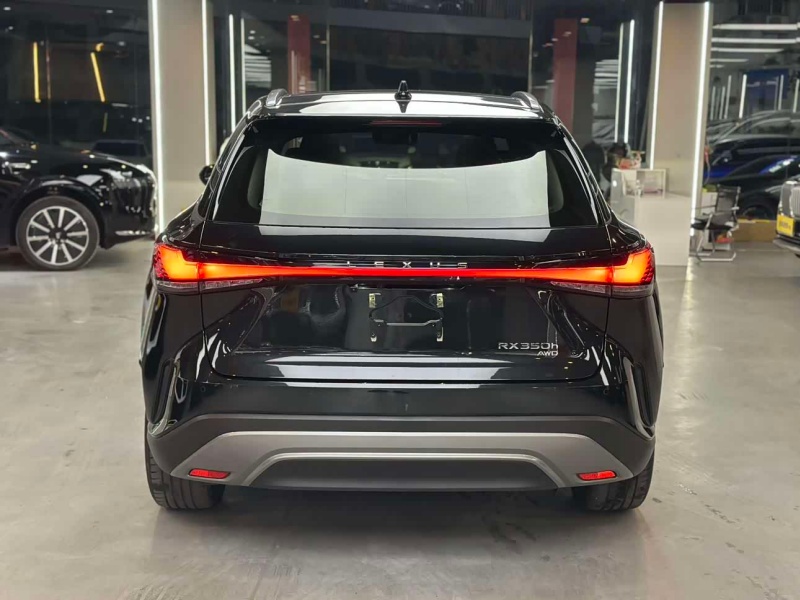 Buick Envision Plus 2025 Envision Plus 28T Two-Wheel Drive Platinum Edition
