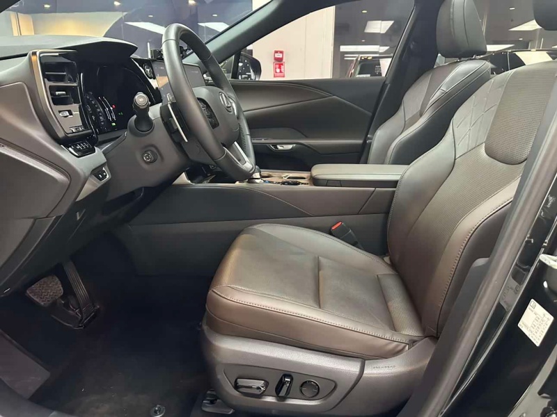 Buick Envision Plus 2025 Envision Plus 28T Two-Wheel Drive Platinum Edition
