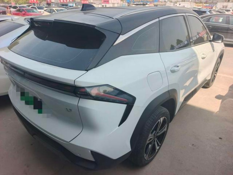 Geely Geely Galaxy L7 2024 1.5T DHT 115km PLUS Dragon Edition