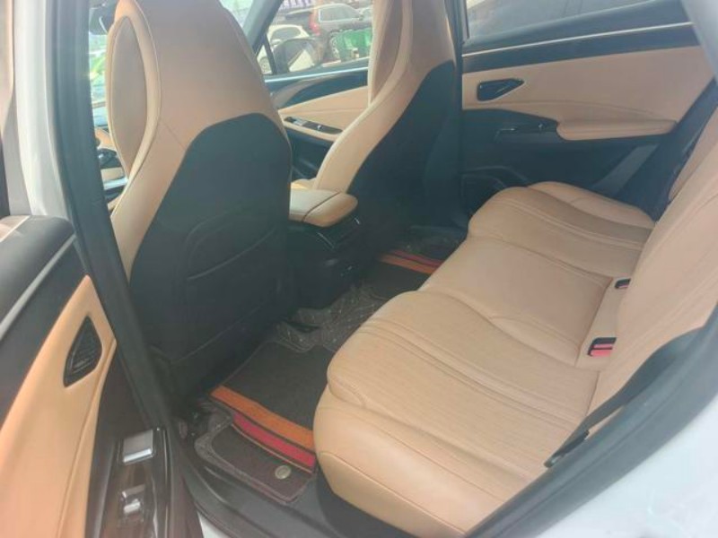 Geely Geely Galaxy L7 2024 1.5T DHT 115km PLUS Dragon Edition