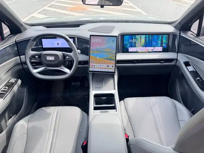 Geely Geely Galaxy L7 2025 EM-i 115km Explore Plus Edition