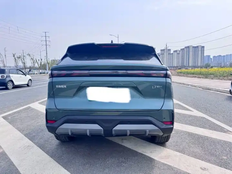 Geely Geely Galaxy L7 2025 EM-i 115km Explore Plus Edition