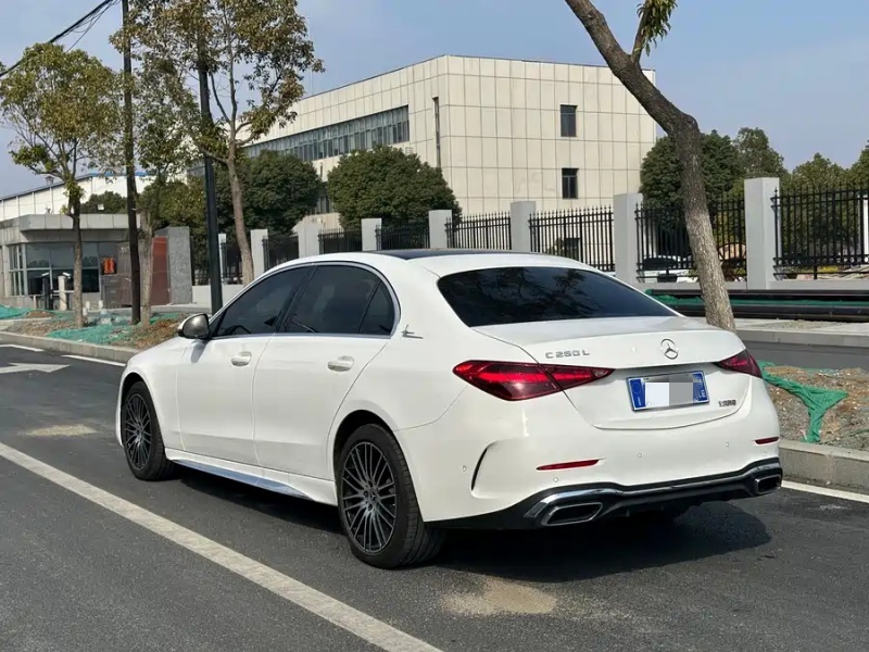Mercedes-Benz Mercedes-Benz C-Class 2025 C 260 L Sport