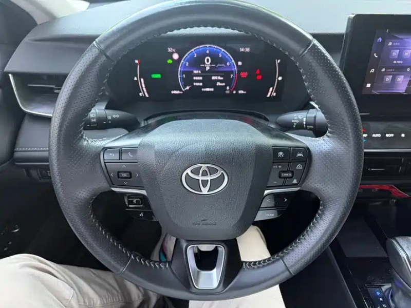 Toyota Toyota Camry 2024 2.0HGVP Hybrid Luxury Edition