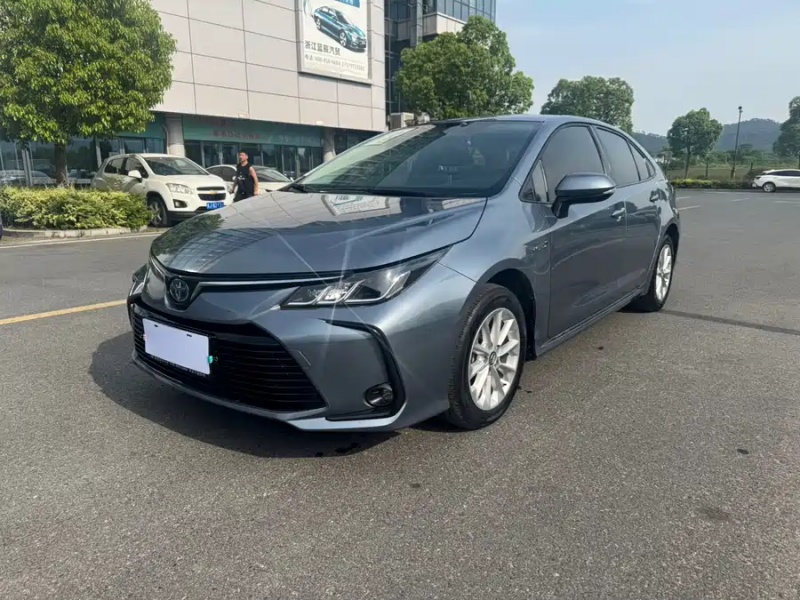 Toyota Corolla 2021 Hybrid 1.8L E-CVT Elite