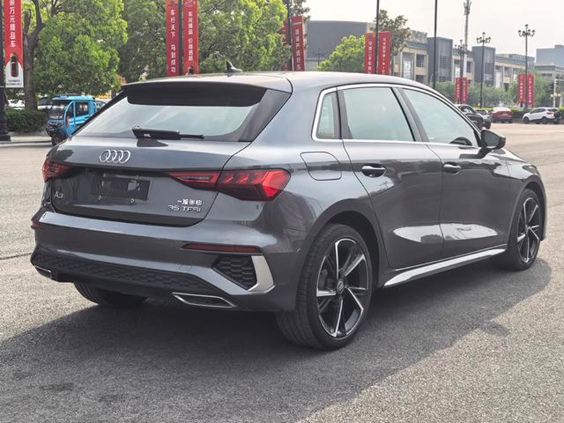 Audi 2023 Audi A3 Facelift – Sportback 35 TFSI