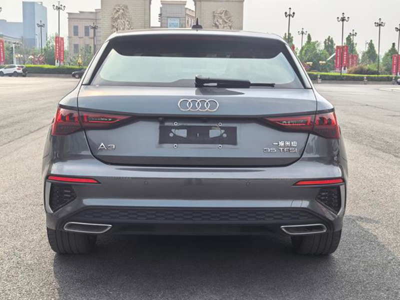 Audi 2023 Audi A3 Facelift – Sportback 35 TFSI