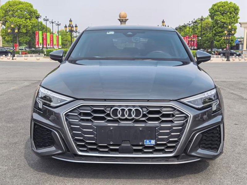 Audi 2023 Audi A3 Facelift – Sportback 35 TFSI
